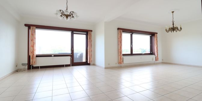 Appartement te huur in Avenue de la Résistance 6 bus 14, 7900 Leuze