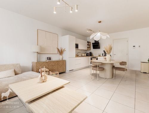                                         Appartement te koop in Laken, € 219.999

