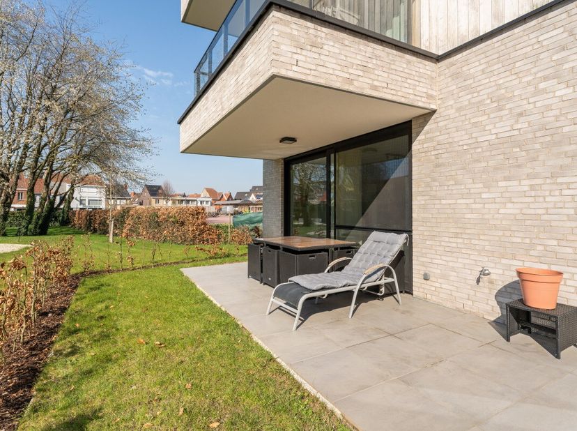 [[ CE BIEN PARTICIPE À LA JOURNÉE MAISONS OUVERTES ERA LE 13/6 DE 9:30 À 10:30 ]] À vendre: appartement moderne semi-détaché à Waregem, situé en périp