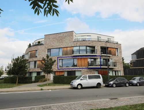                                         Appartement te huur in Sint-Amandsberg, € 895
