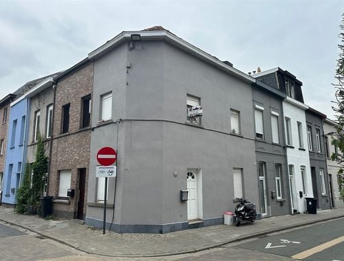                                         Maison à louer à Aalst, € 795
