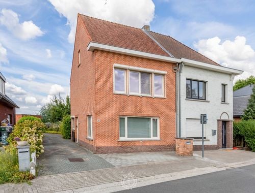                                         Woning te koop in Belsele, € 375.000
