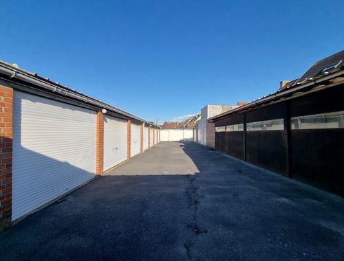                                        Garage te koop in Heist-aan-Zee, € 40.000
