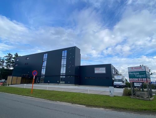                                         Kantoor te huur in Temse, € 1.882,50
