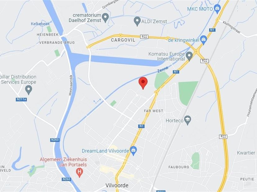 Situation : Ce bureau est situé près du centre de Vilvorde et est facilement accessible par les transports publics et par l'autoroute E19 Anvers-Bruxe