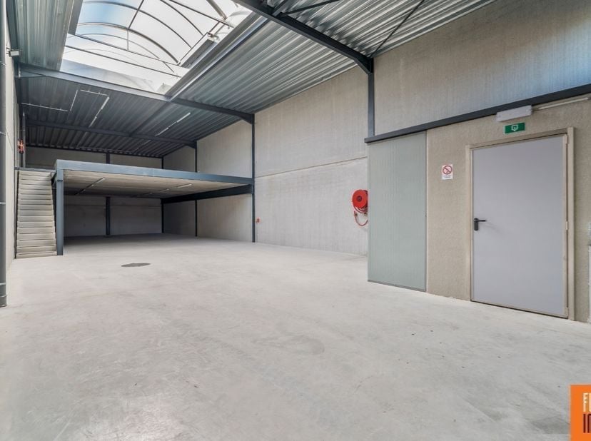Bedrijfsvastgoed te huur in Staatsbaan 26 - A,
                    8610 Kortemark