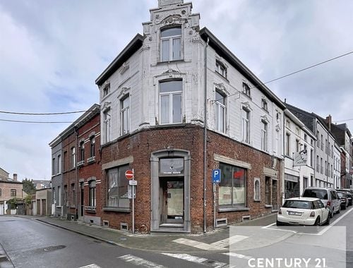                                         Usage mixte à vendre à Nivelles, € 295.000
