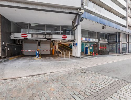                                         Place de stationnement à vendre à Antwerpen, € 180.000

