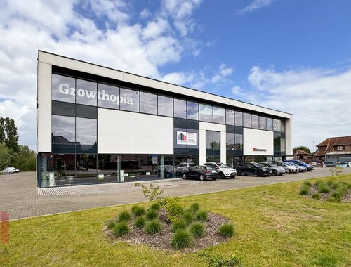                                        Bâtiment d’entreprise à vendre à Hekelgem, € 1.425.000
