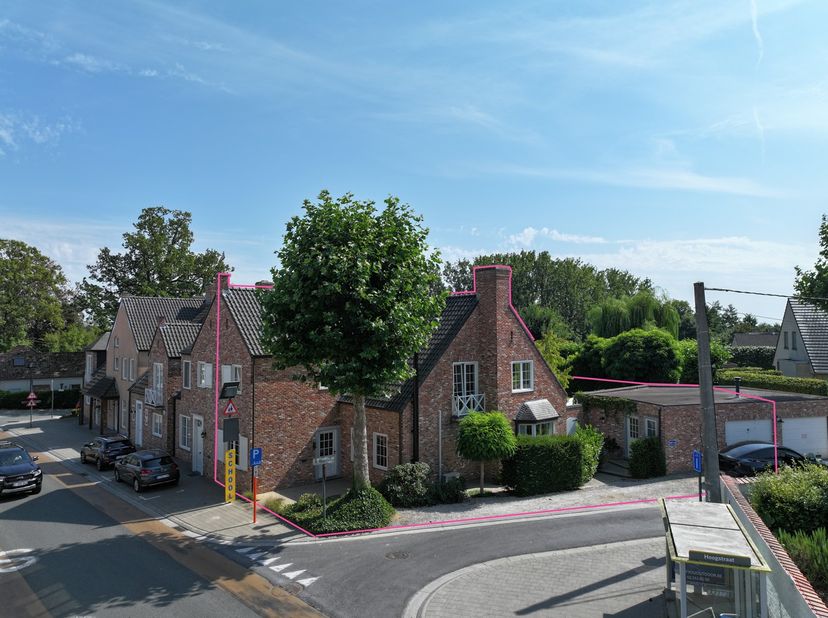 Maison à vendre
                    à 9890 Dikkelvenne