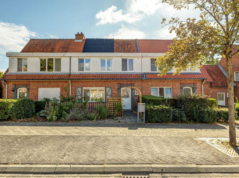 Huis te koop in Hollandsemolen 47,
                    9250 Waasmunster