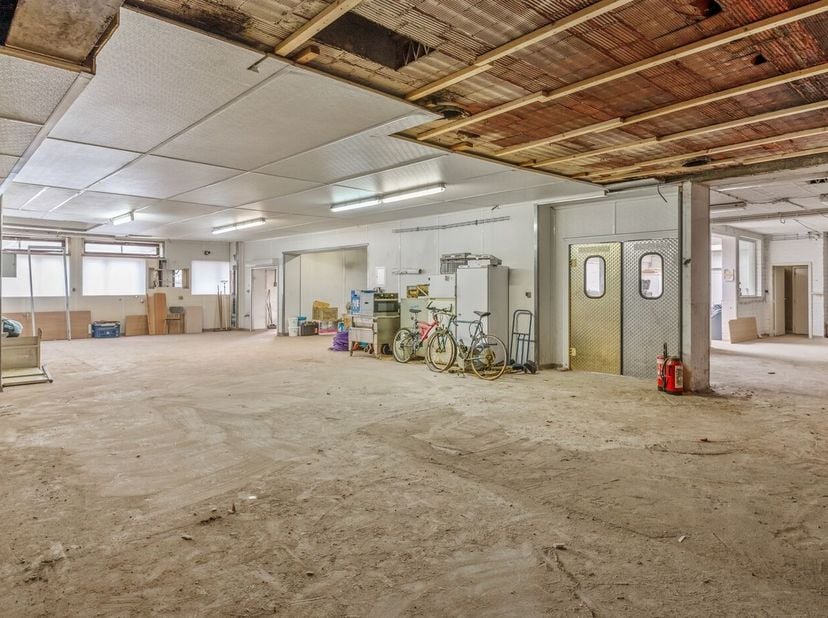 Bien professionnel à vendre à Rivierstraat 36,
                    2500 Lier