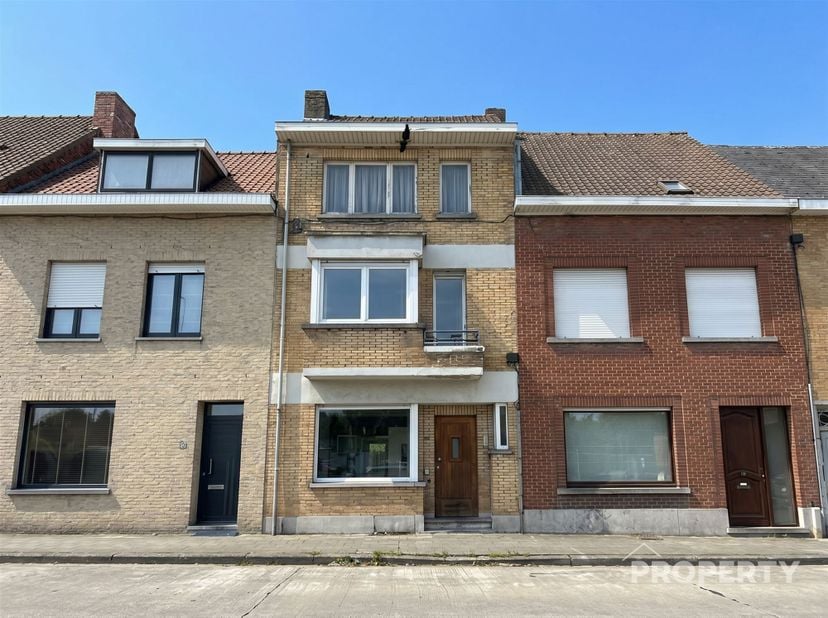 Huis te koop in Gaversstraat 30,
                    8530 Harelbeke