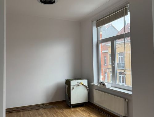                                         Duplex à louer à Etterbeek, € 1.990
