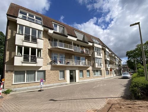                                         Appartement te huur in Evergem, € 975
