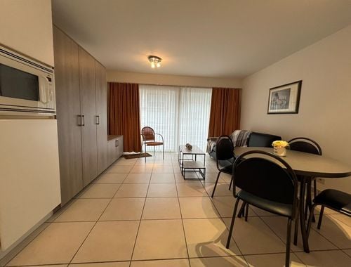                                        Studio met slaaphoek te huur in Middelkerke, € 670
