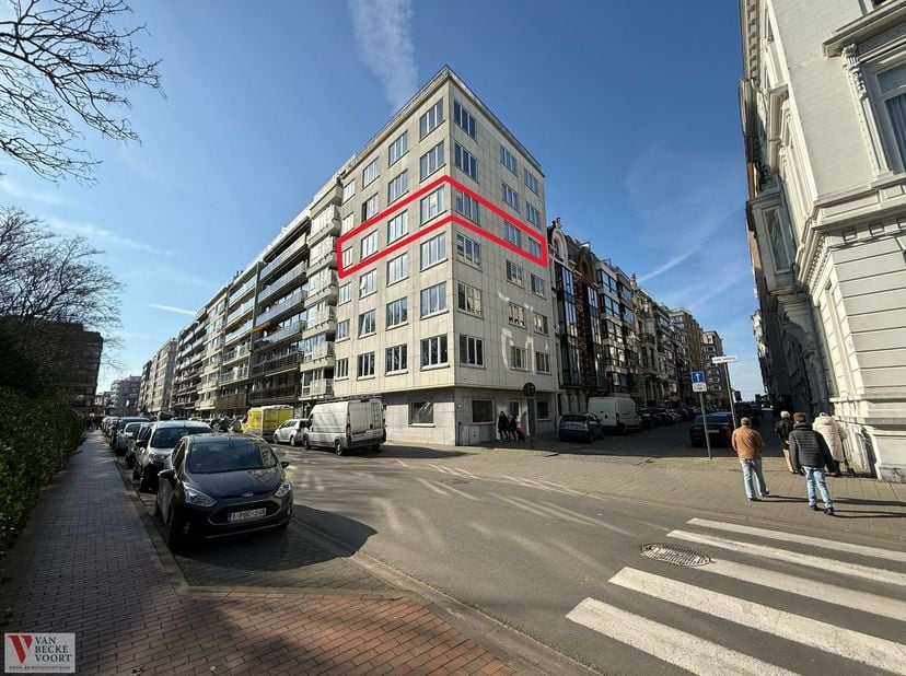 Appartement à vendre
                    à 8400 Oostende