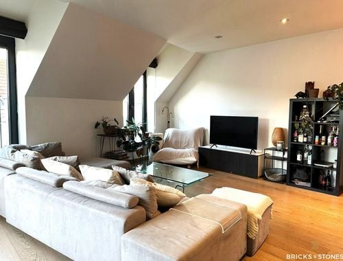                                         Duplex te huur in Antwerpen, € 1.250
