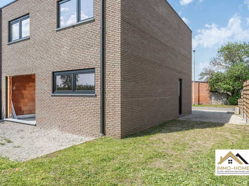 Maison à vendre
                    à 9042 Desteldonk