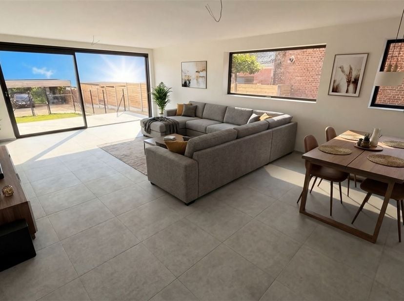 Maison neuve prête à emménager avec 4 chambres, 2 salles de bains et jardin ensoleilléDécouvrez cette maison neuve spacieuse et économe en énergie, d'