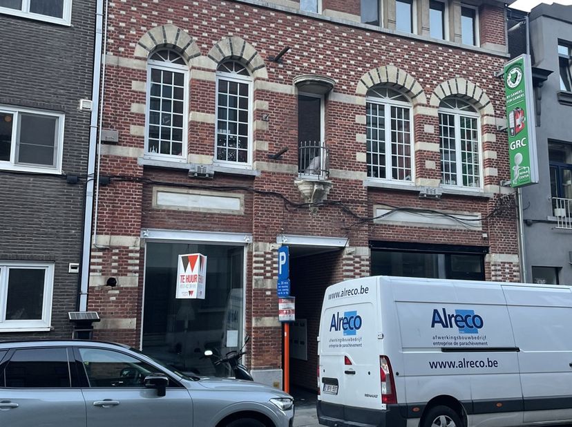 Bien professionnel à louer à Pontstraat 58 boîte GLV,
                    9300 Aalst