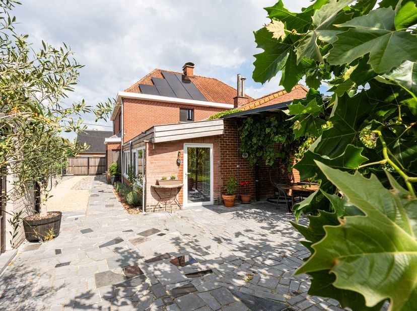 Huis te koop in Waalbeekstraat 14,
                    9870 Zulte