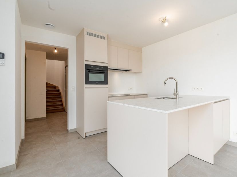 tig en ruim duplexappartement met drie slaapkamers op de derde en vierde verdieping van het prestigieuze nieuwbouwproject Sailor's Park 4 - Villa Linn
