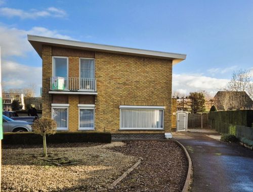                                         Commerce à vendre à Zedelgem, € 298.000
