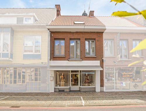                                         Handelspand met woonst te koop in Roeselare, € 265.000
