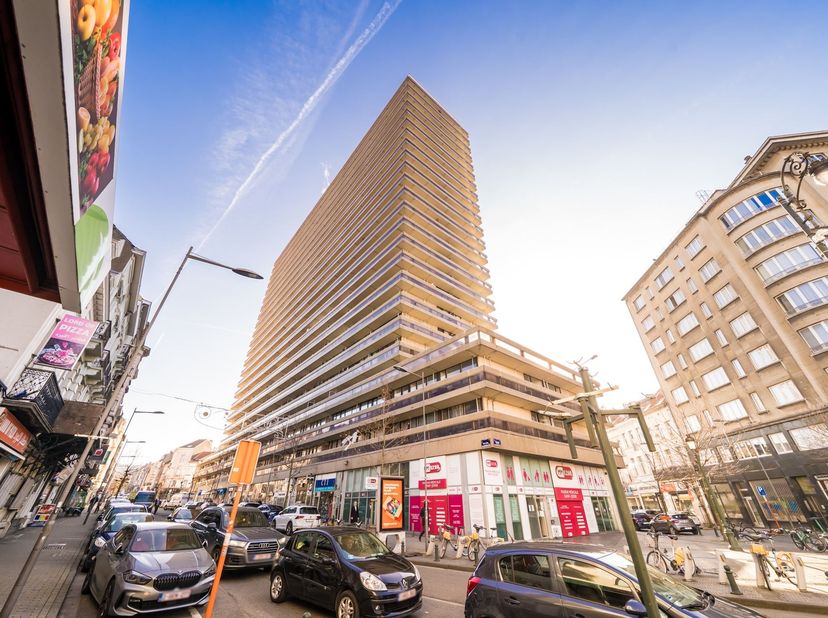 Appartement te koop in Rue Willems 14 bus 2305,
                    1210 Sint-Joost-ten-Node