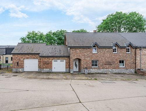                                         Woning te koop in Beauraing, € 279.000
