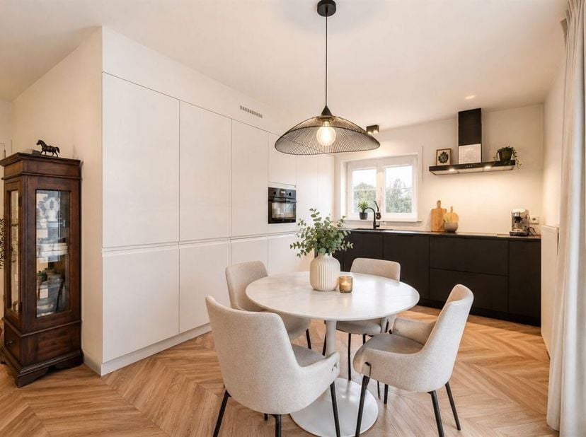 Instapklaar appartement met 2 slaapkamers, garage én EPC B nabij Kortrijk<br />
Op zoek naar een appartement waar je meteen kan intrekken, zonder zorg