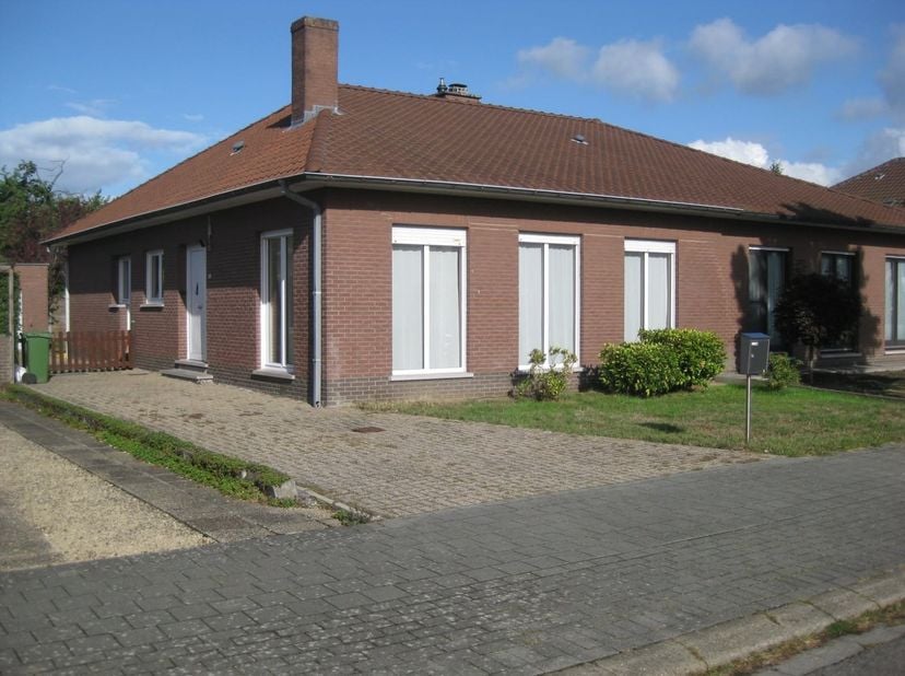 Maison à louer à Nachtegalenlaan 6,
                    2520 Ranst
