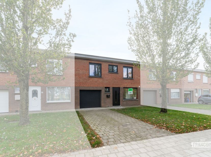 Huis te koop in Biezenstraat 84,
                    8800 Roeselare