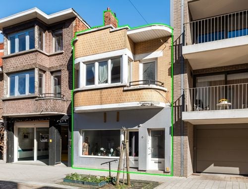                                         Usage mixte à vendre à Wommelgem, € 295.000
