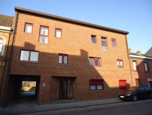                                         Appartement à louer à Courcelles, € 675
