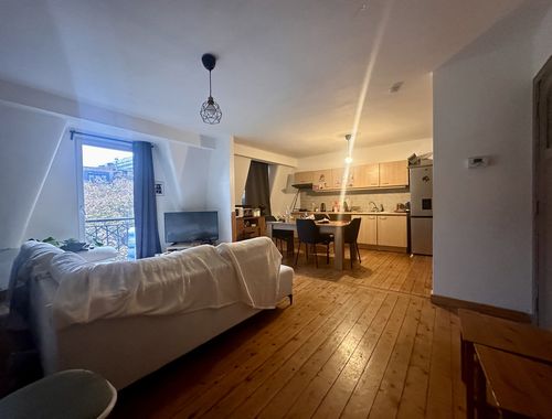                                         Duplex à vendre à Molenbeek-Saint-Jean, € 195.000
