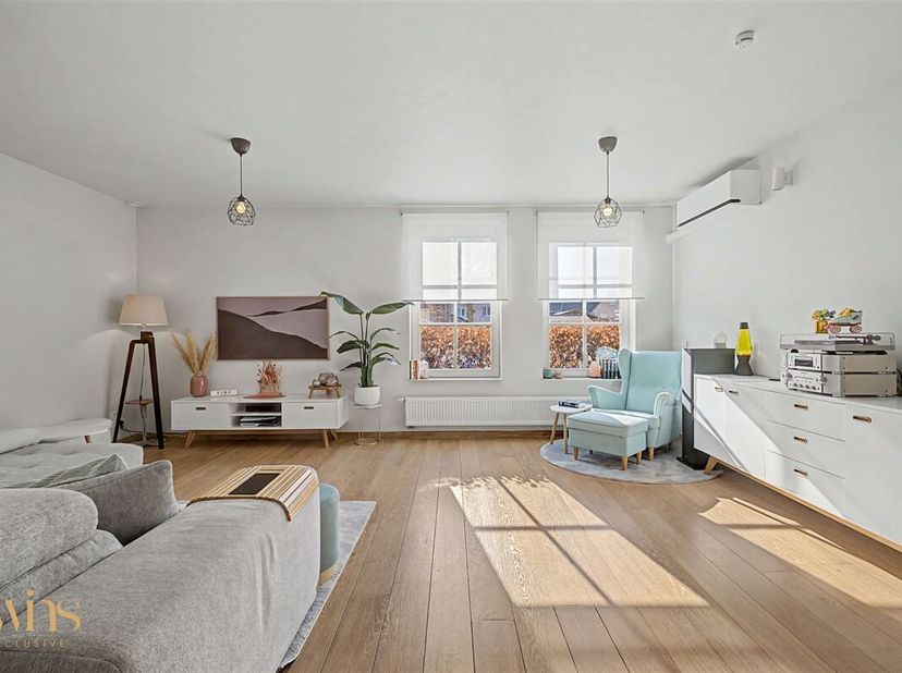 Deze halfopen bebouwing bevindt zich in een rustige en residentiële wijk in Grembergen en beschikt over een bewoonbare oppervlakte van 188 m² op een p