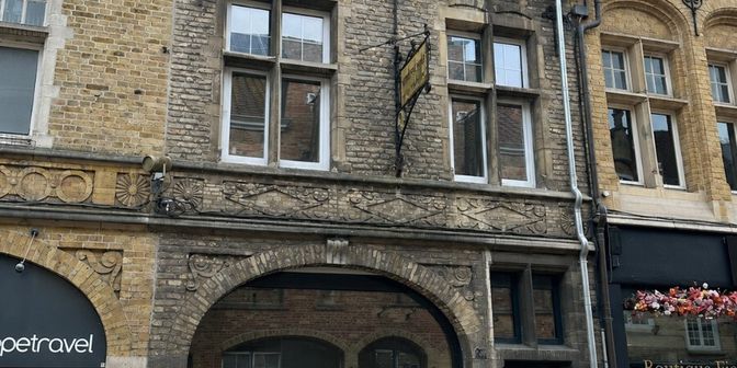 Bedrijfsvastgoed te huur in Ooststraat 21, 8630 Veurne