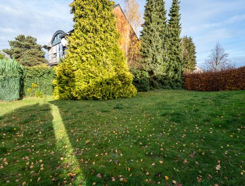                                         Bouwgrond te koop in Kraainem, € 360.000
