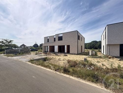                                         Eengezinswoning te koop in Begijnendijk, € 451.000
