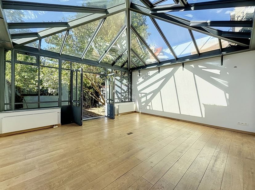 Appartement te huur in chaussée de Waterloo 407,
                    1050 Elsene