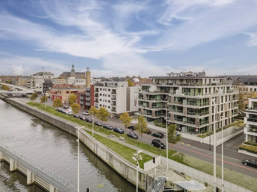 Une place de parking idéale pour votre propre voiture ou comme investissement à louer. <br />
<br />
Registre des mesures: non