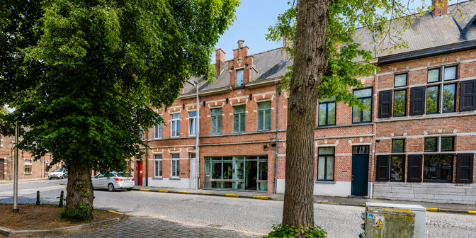 Bedrijfsvastgoed te huur in Gemeenteplein 10, 9051 Sint-Denijs-Westrem