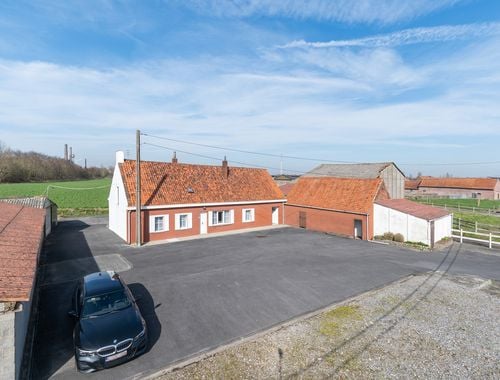                                         Ferme à vendre à Zwevegem, € 600.000
