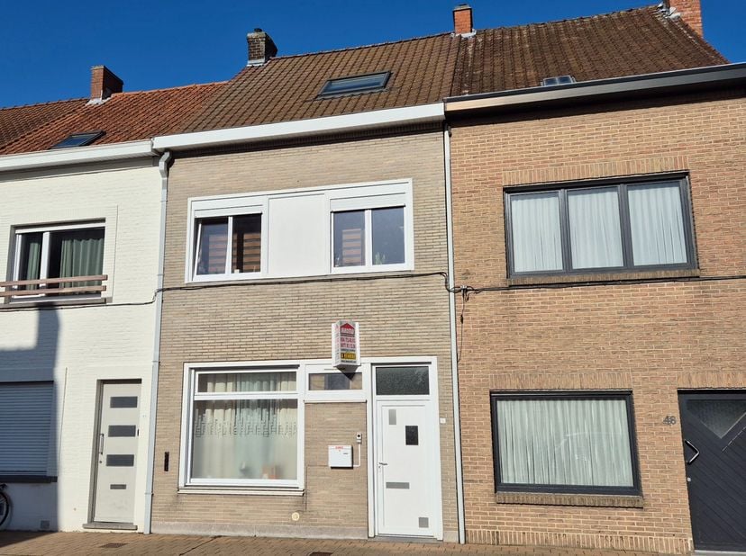 Startprijs bedraagt € 180.000,00.&amp;nbsp; Elk prijsvoorstel vanaf deze prijs zal worden voorgelegd aan de eigenaars die zich het recht voorbehouden dat