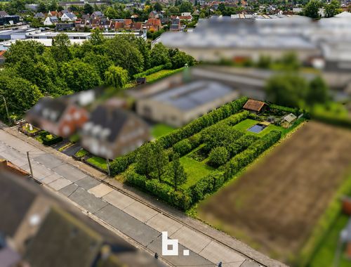                                         Bouwgrond te koop in Sint-Eloois-Vijve, € 365.750
