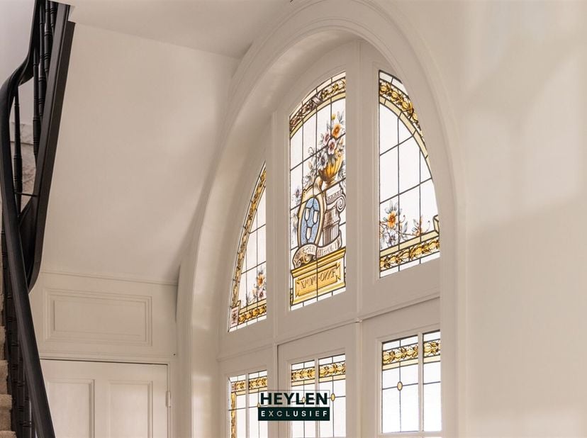 Openhuizendag op zaterdag 13 juni van 09u30 - 10u30<br />
Aan de statige Jan Van Rijswijcklaan, in een gegeerde residentiële omgeving nabij uitgestrek