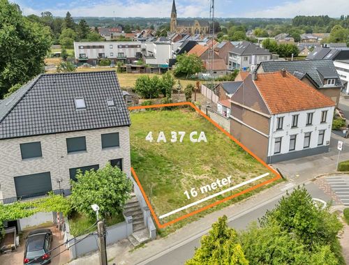                                         Terrain à bâtir à vendre à Pamel, € 250.000
