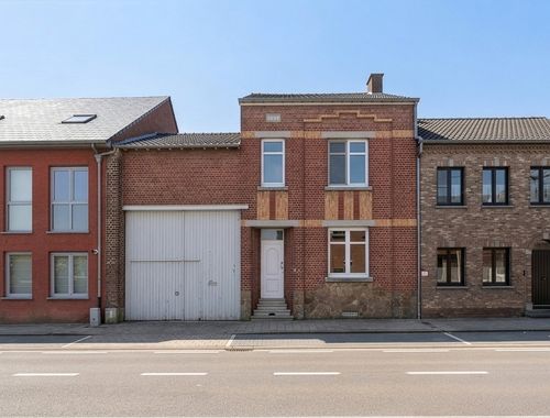                                         Maison à vendre à Tongeren, € 249.000
